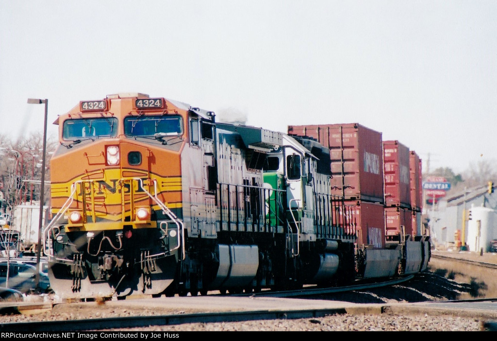 BNSF 4324 East